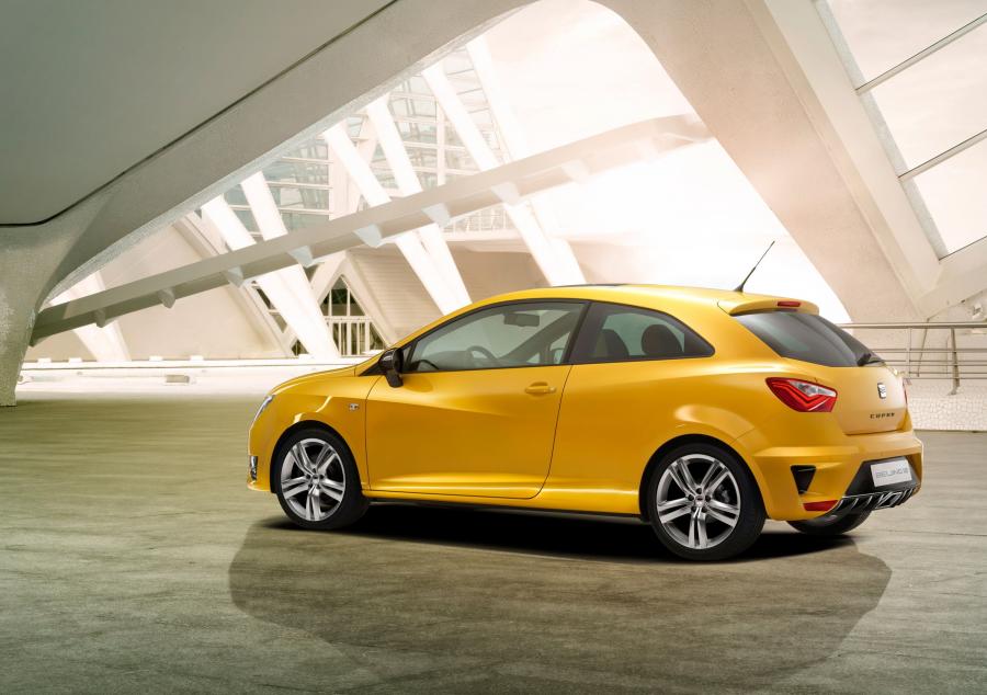  Seat Ibiza Cupra Concept 2012 года  (фото 6 из 26)